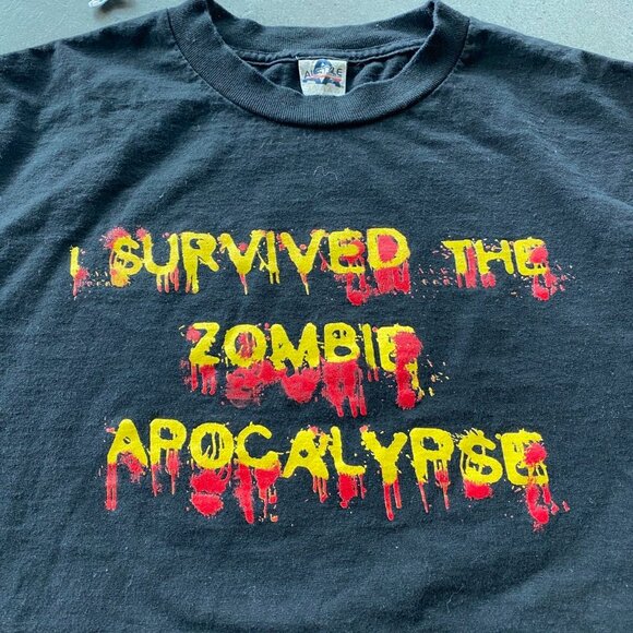 Vintage 2000s Zombie Apocalypse Spell Out Black Graphic Tee Shirt Men's Medium - Picture 2 of 7